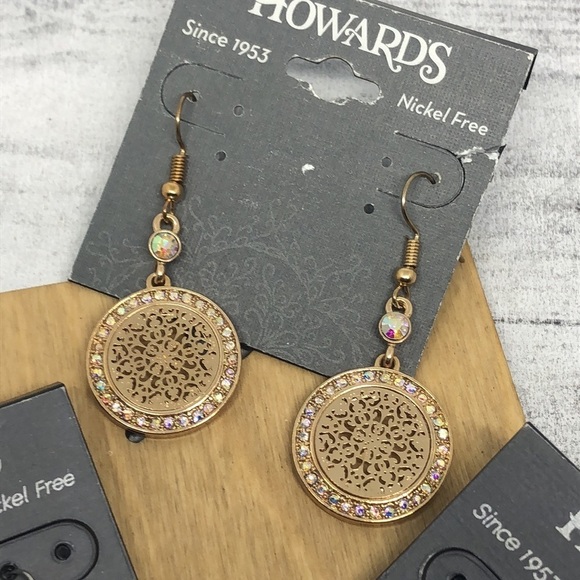 NWT Bundle lot 3 Howards Clover and Medallion Dressy Statement Dangle Earrings. - Picture 3 of 7